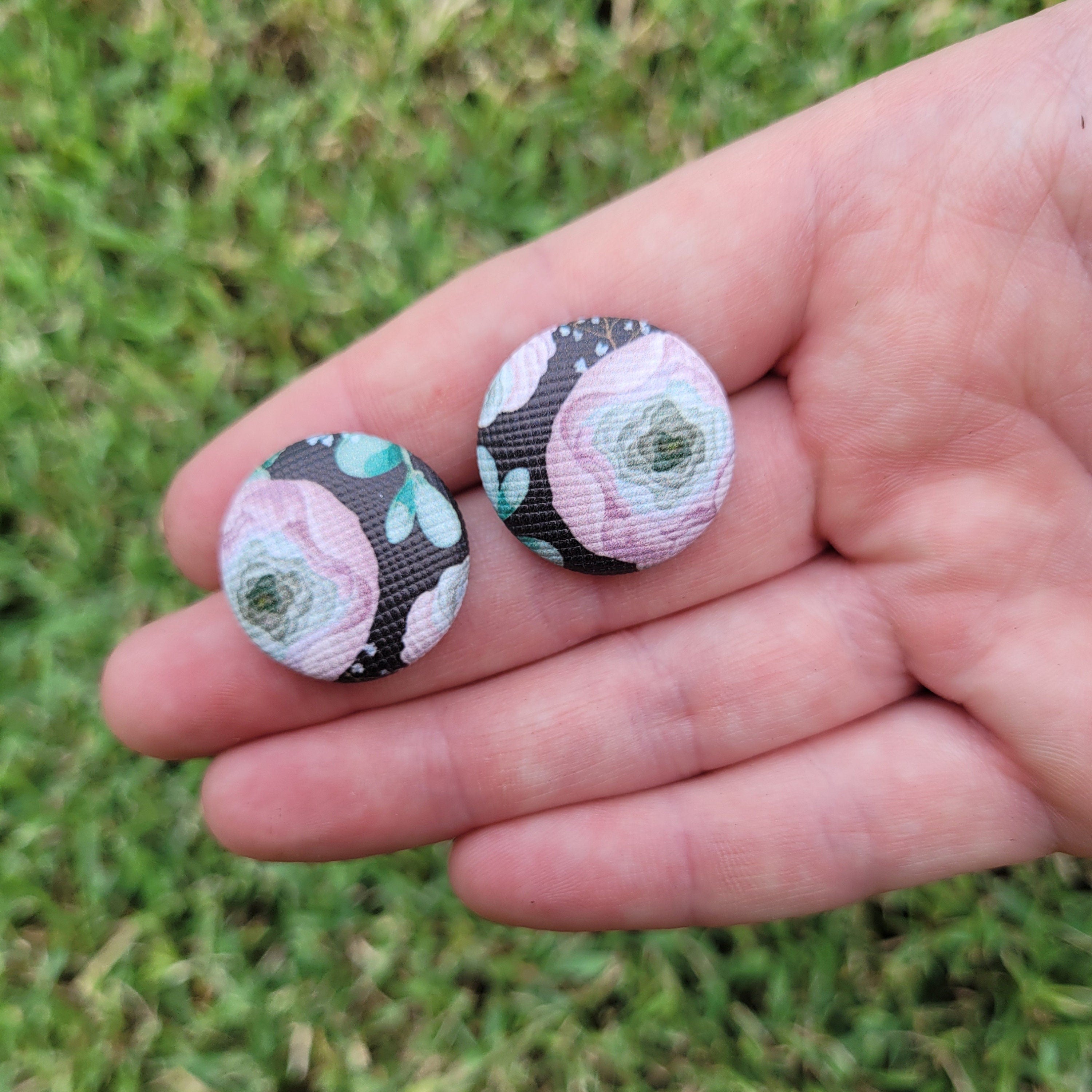 Dark Rose Button stud earrings