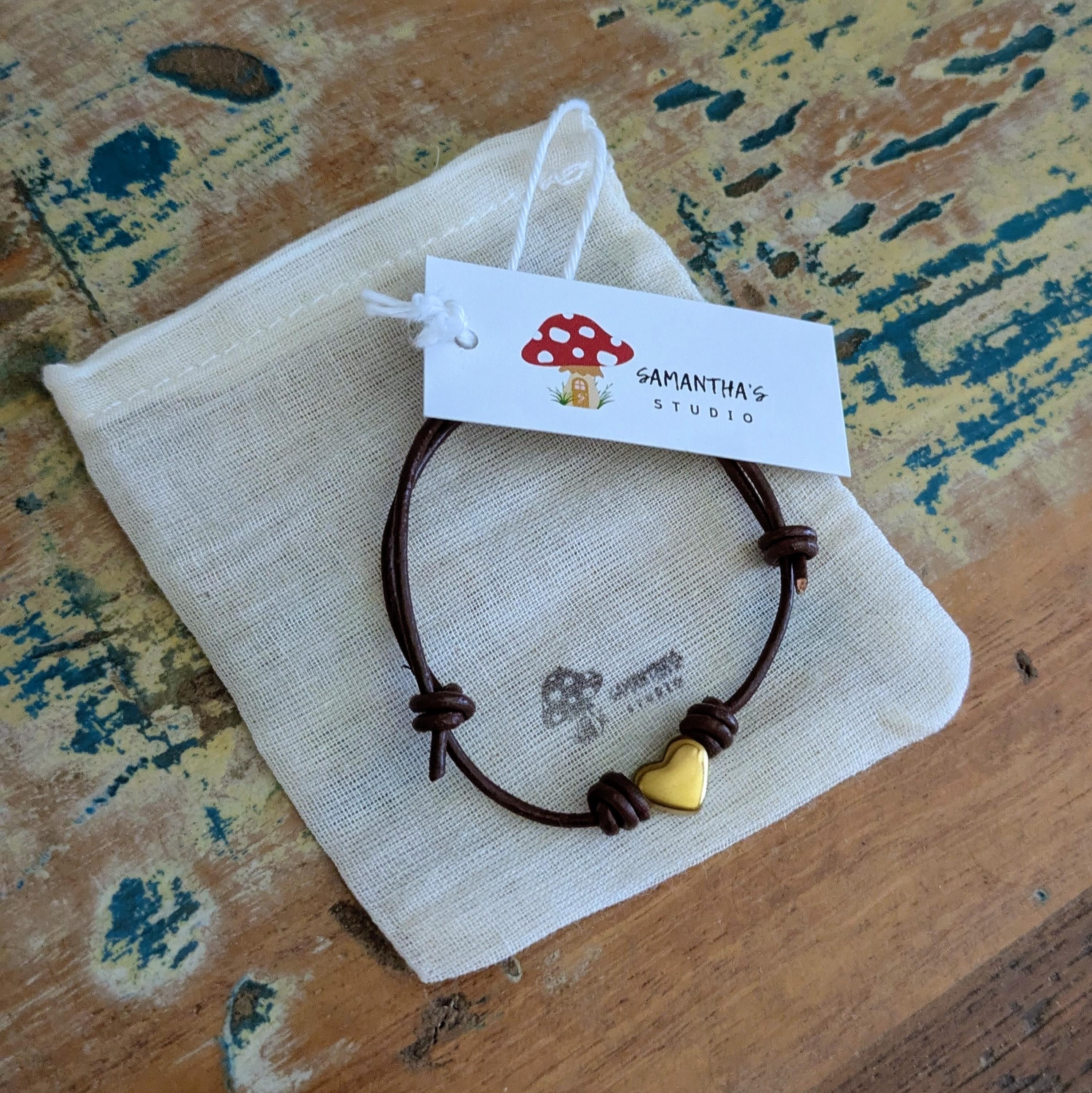 Heart Bracelet Gold, Slide adjustable country bracelet