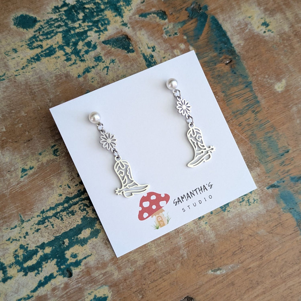 COUNTRY GIRL BOOT EARRINGS