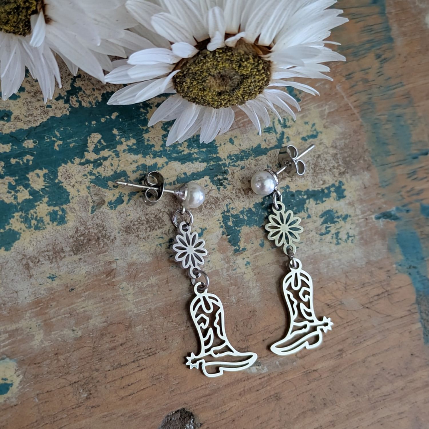 COUNTRY GIRL BOOT EARRINGS