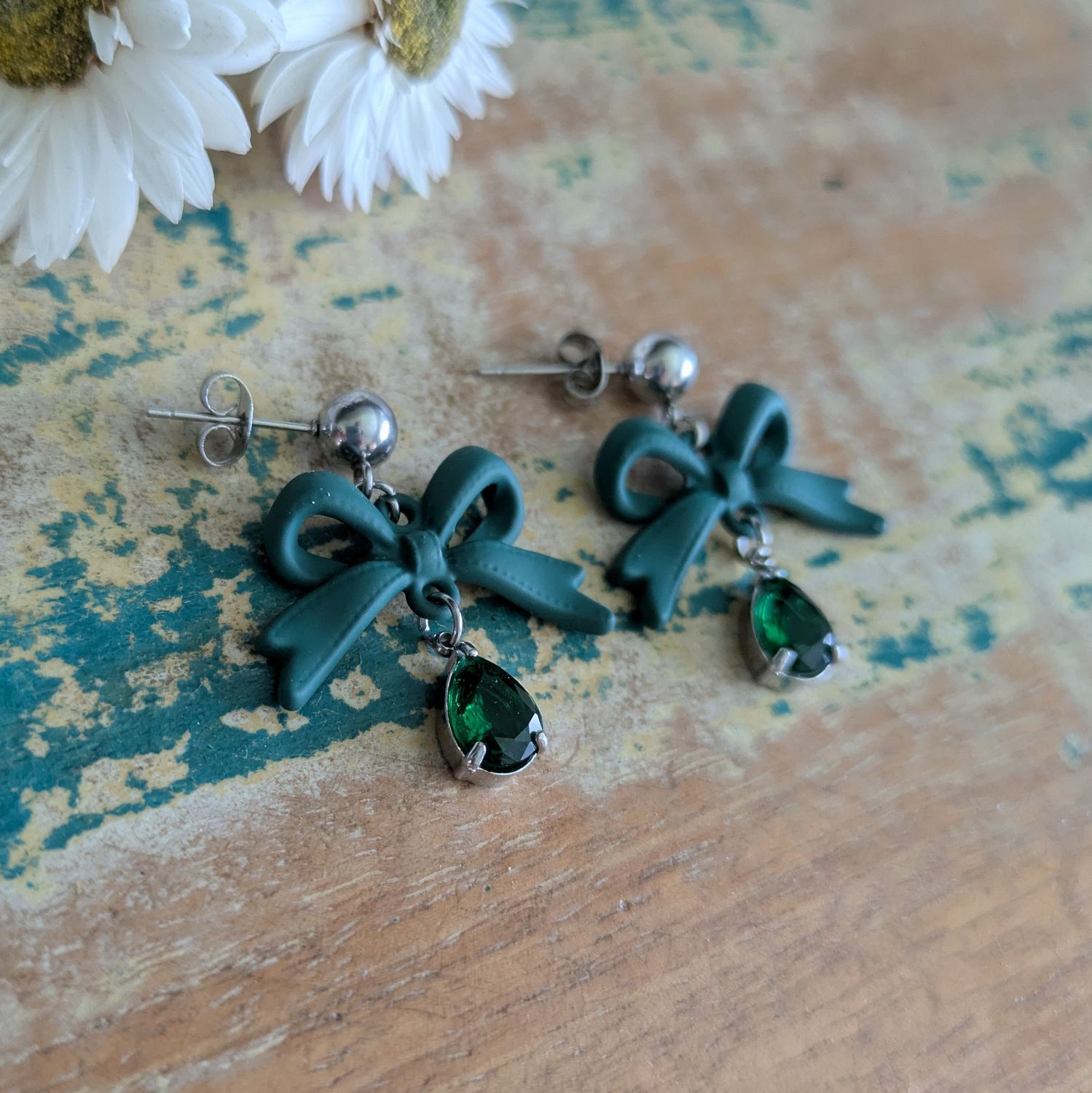 FOREST GREEN BOW & BLING EARRINGS