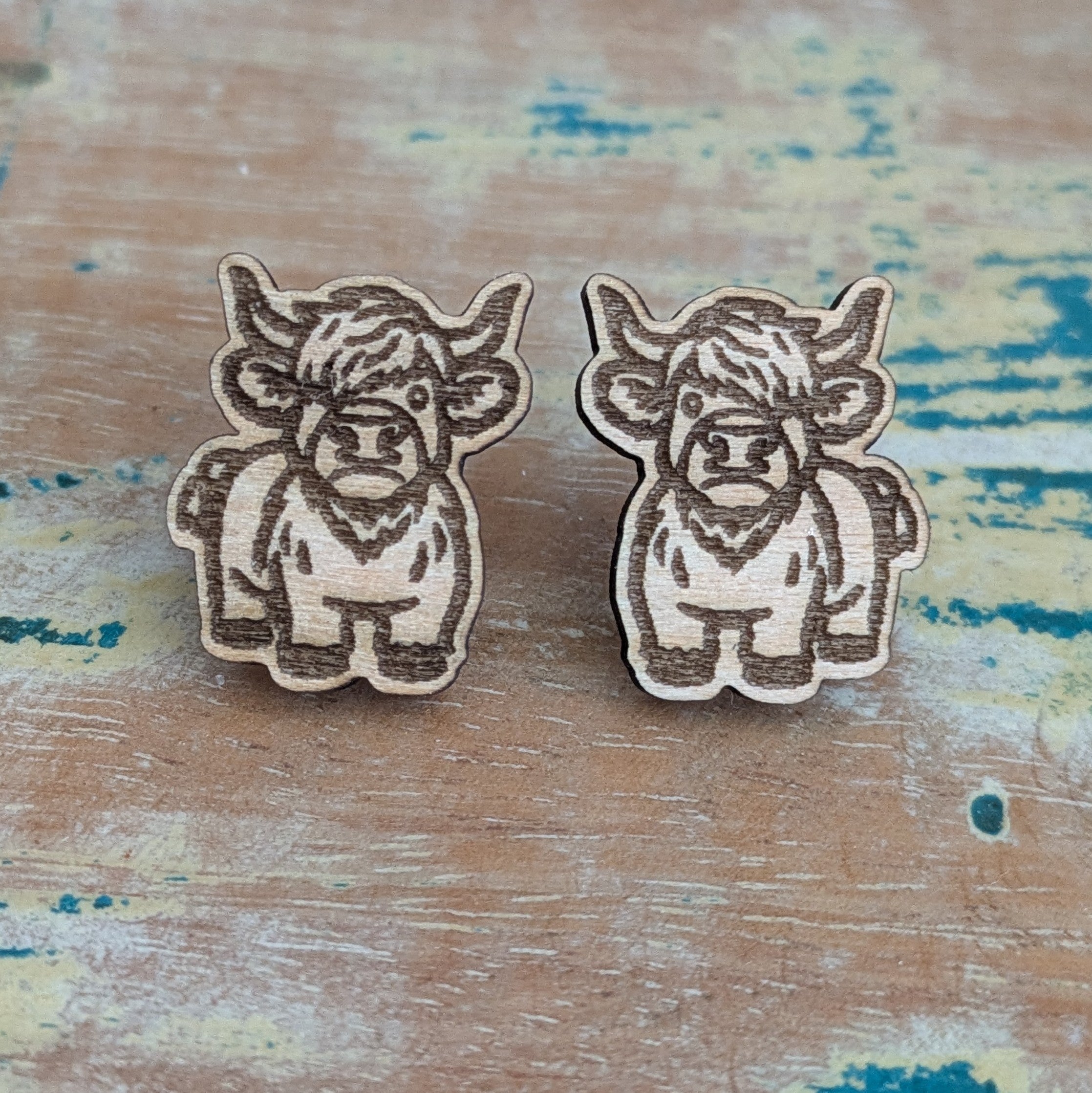 Highland Cow Stud earrings