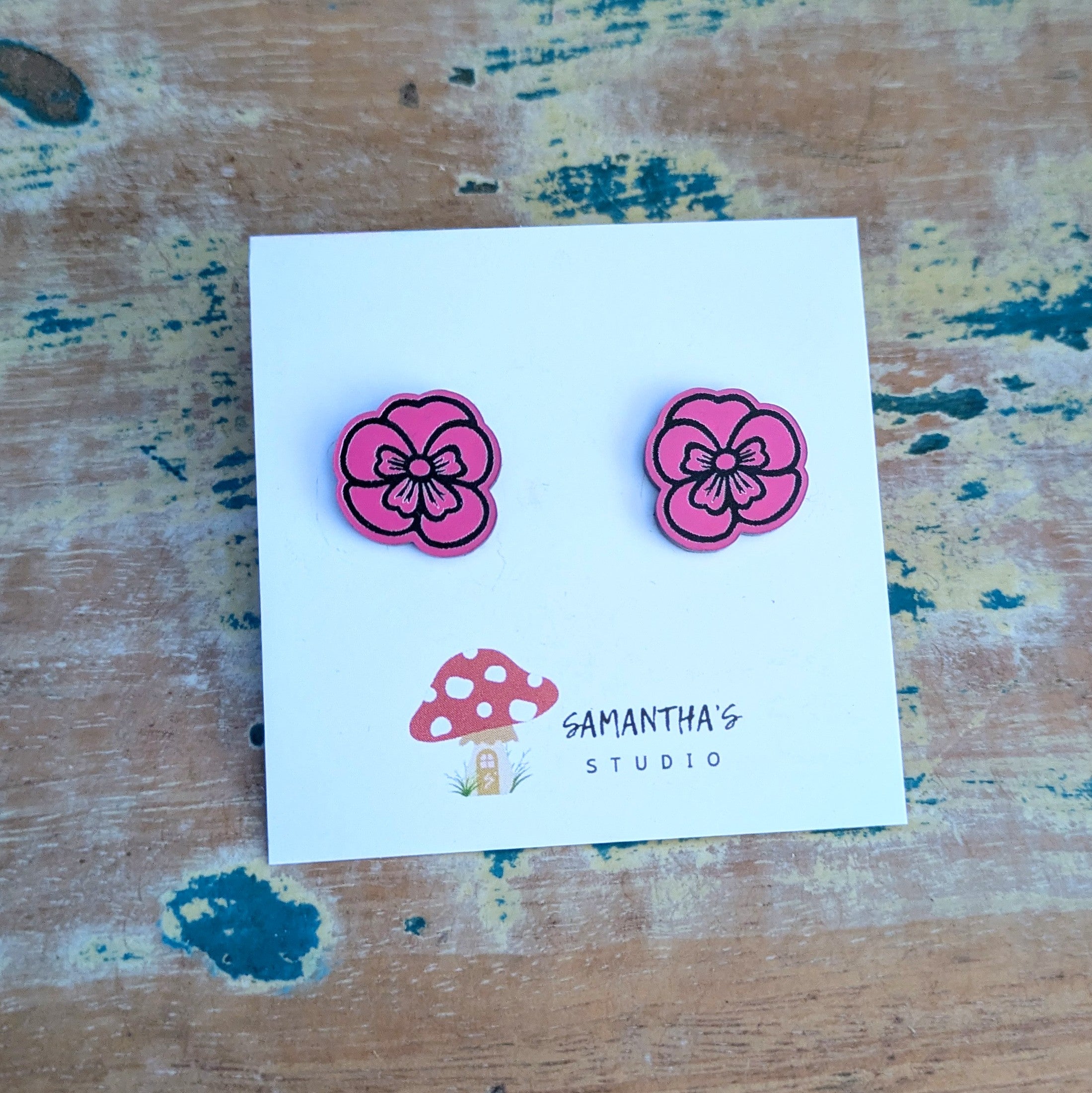 Pansy Acrylic Stud Earrings