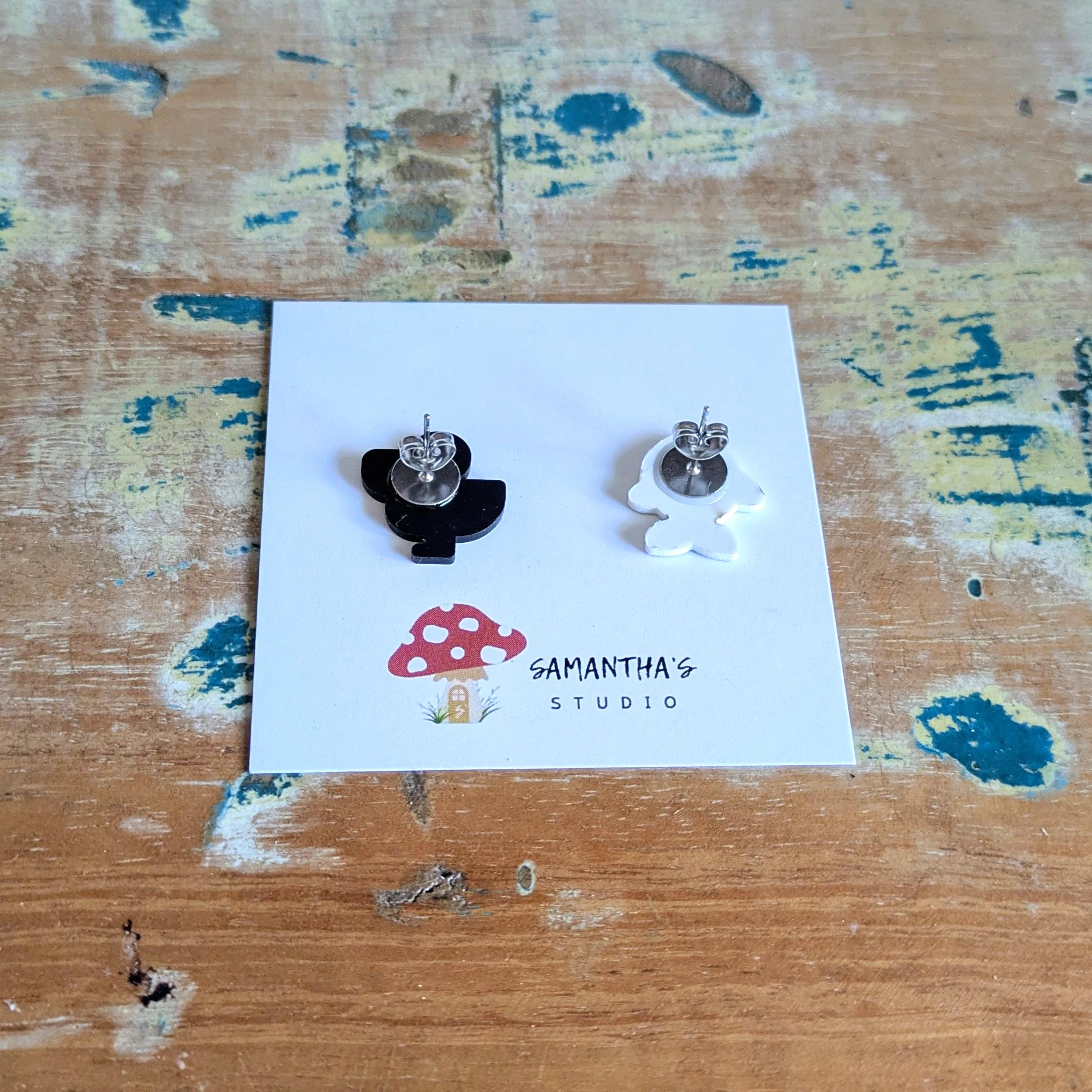 Pelican & Fish stud Earrings