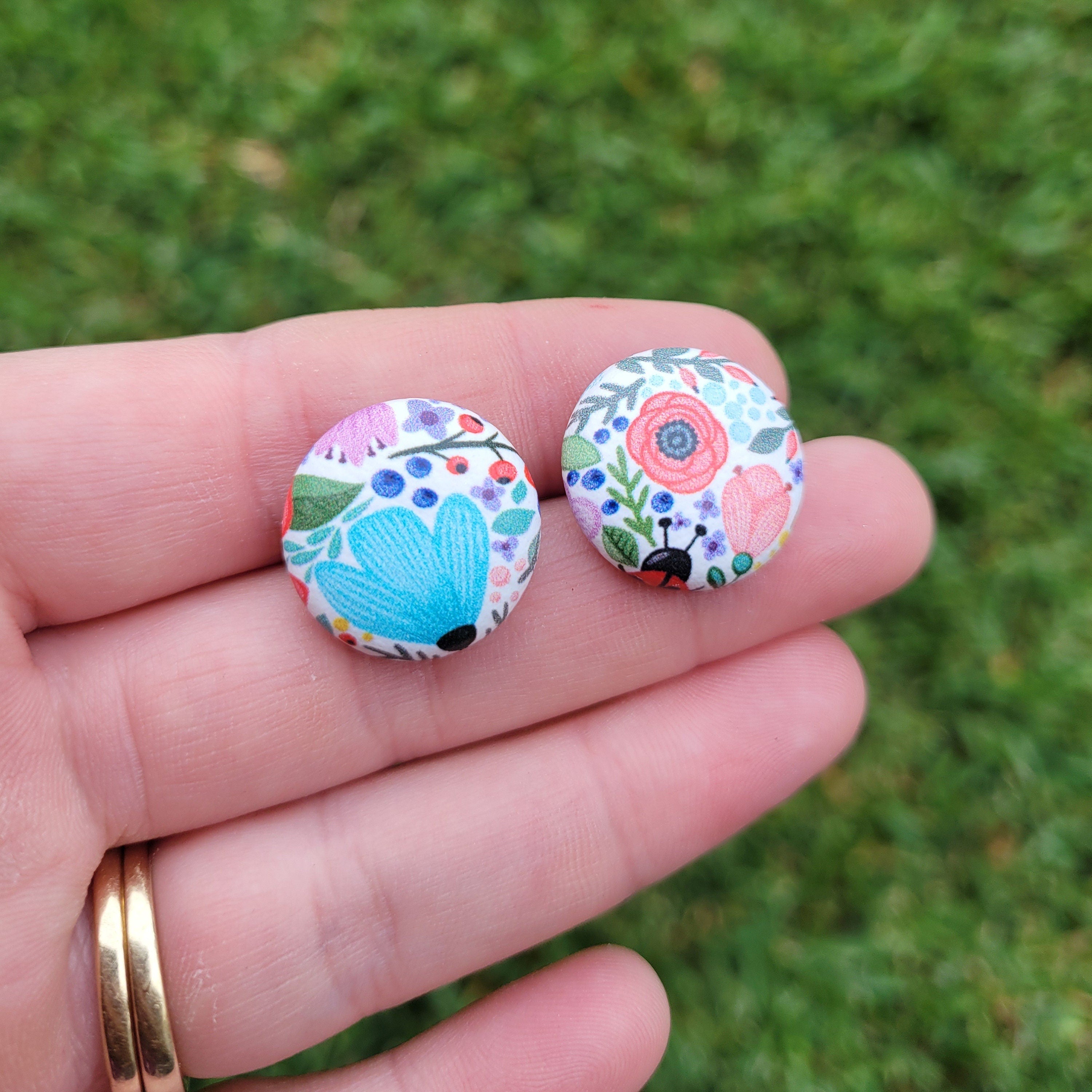 Spring Fashion Button Stud earrings