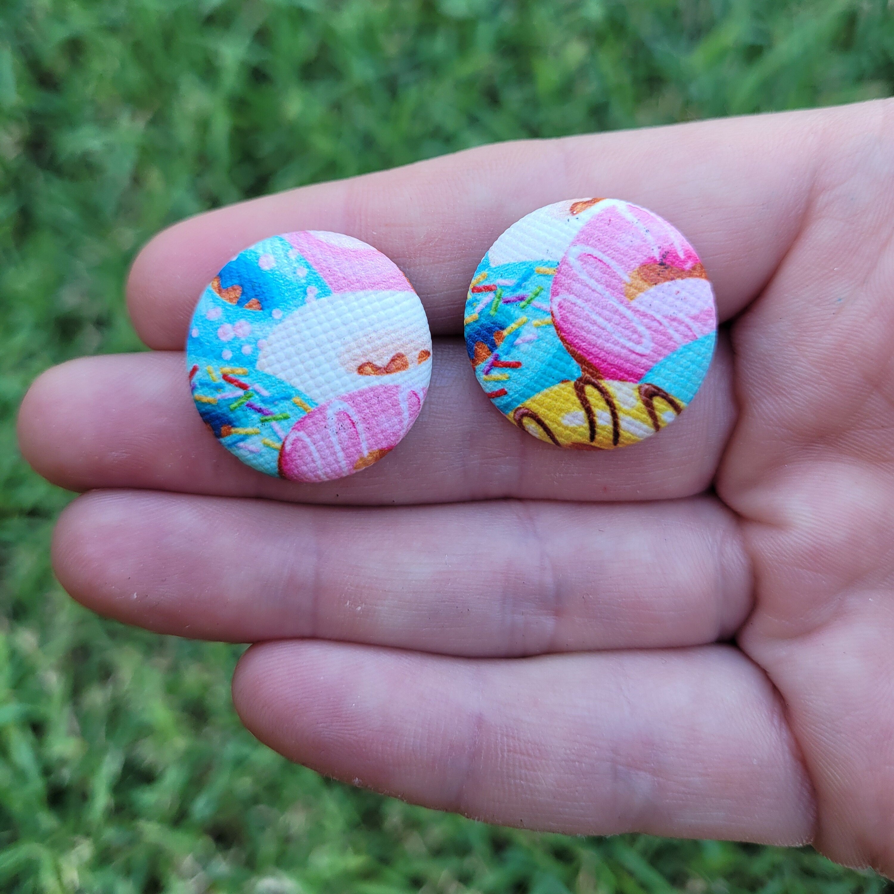 Doughnut / Donut button stud earrings