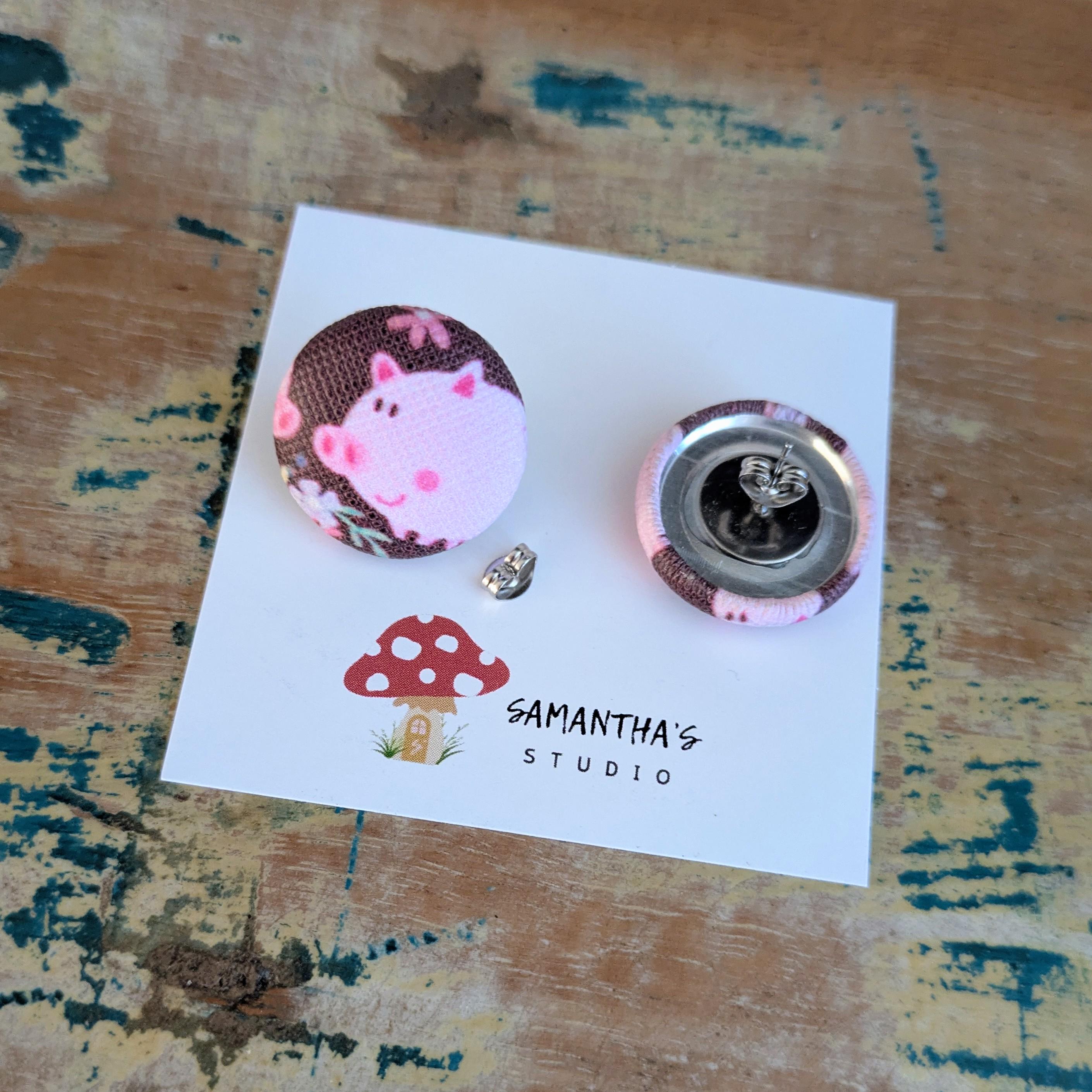 Piggy Button stud earrings