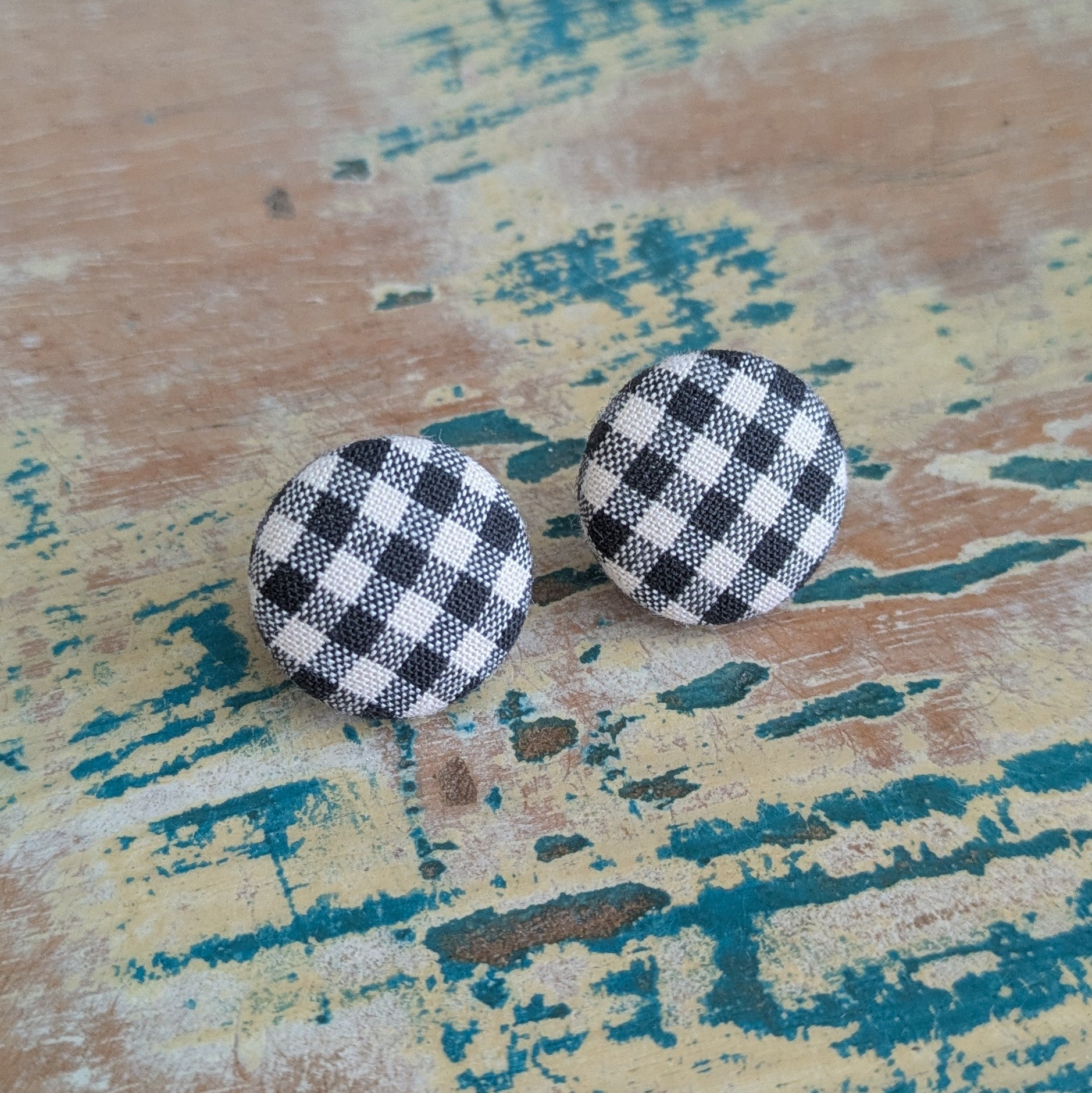 Gingham Button stud earrings