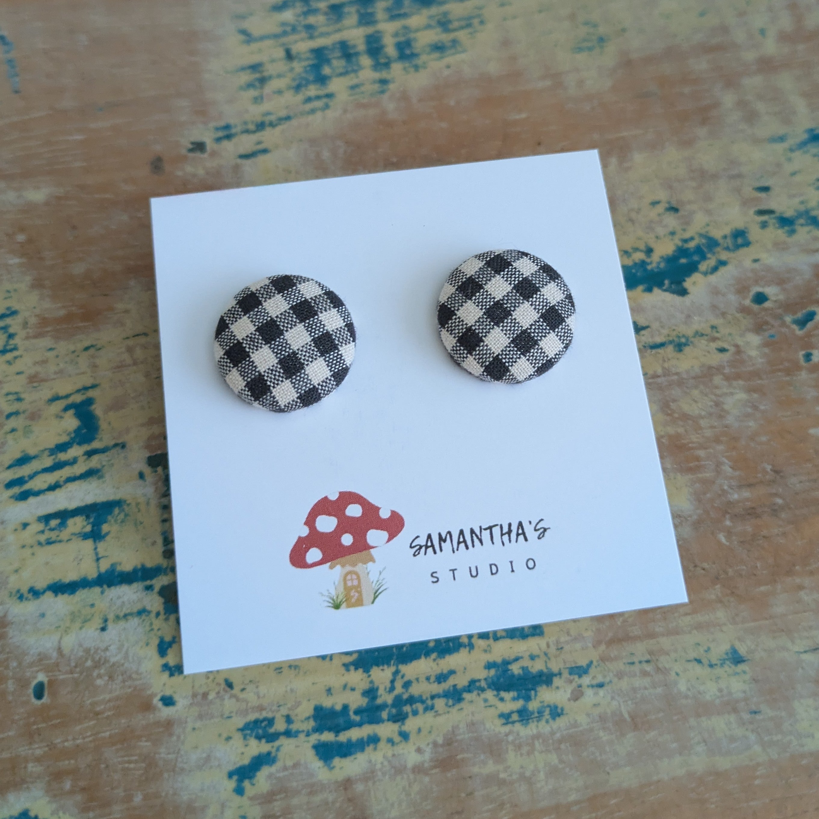 Gingham Button stud earrings