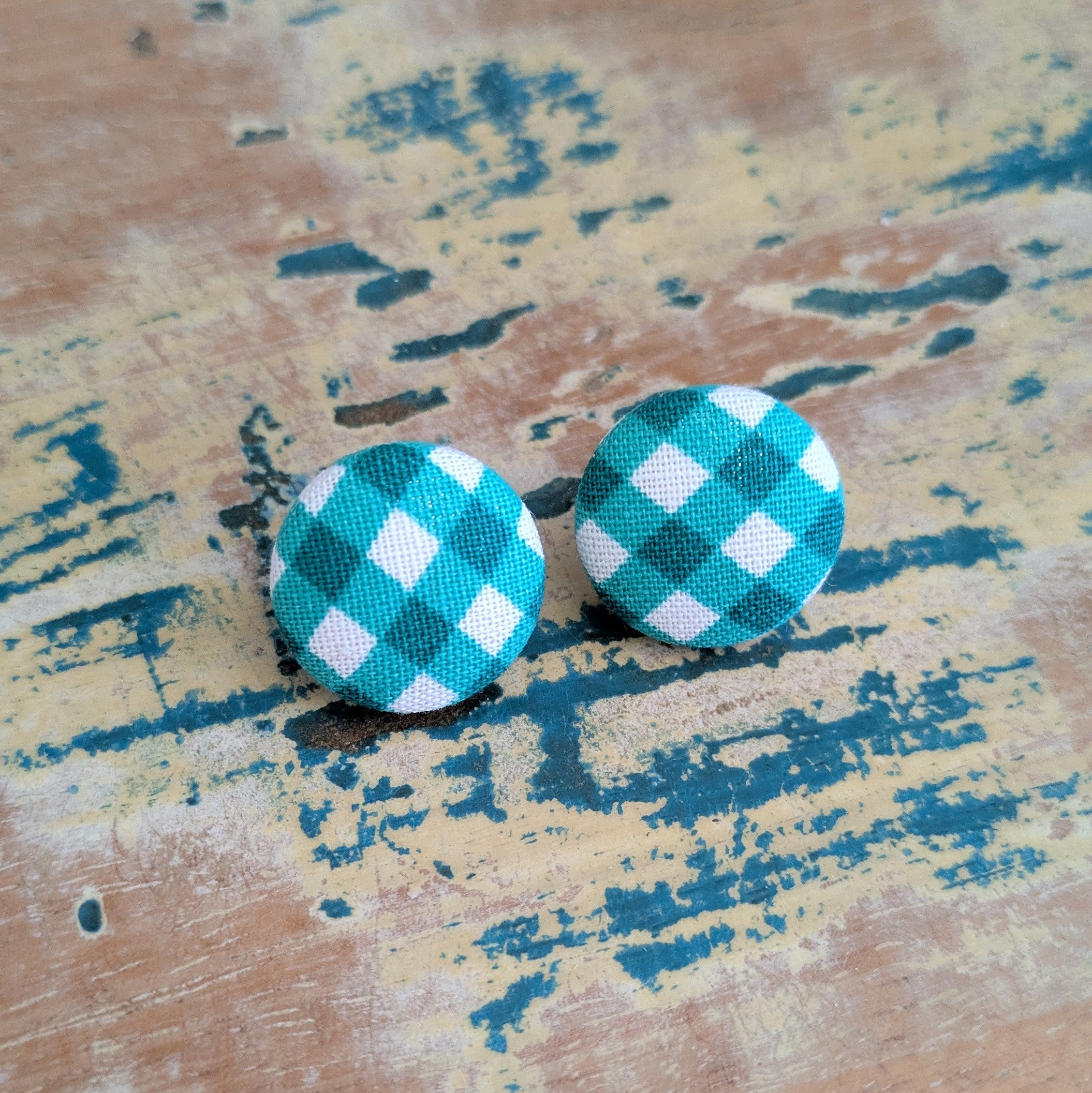 Gingham Button stud earrings