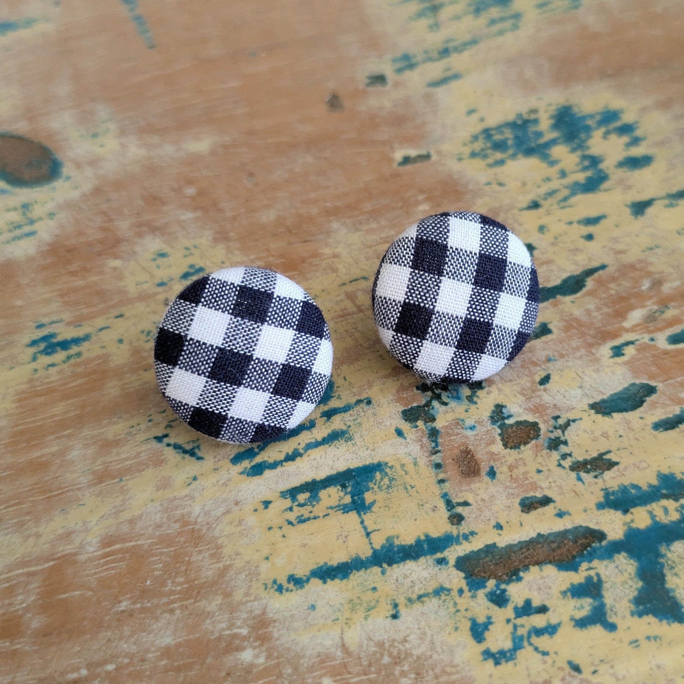 Gingham Button stud earrings